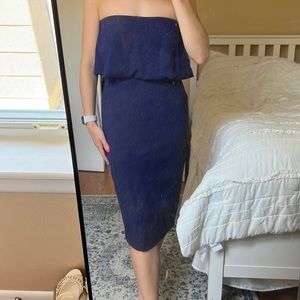 Lulu’s Strapless Navy Dress